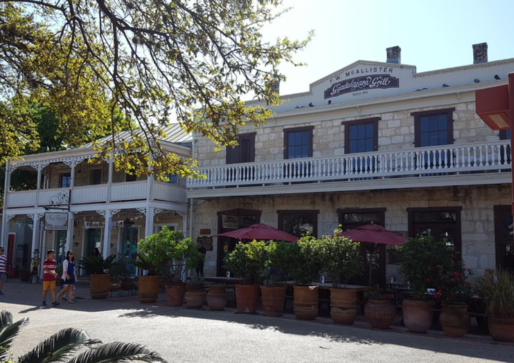 La Villita Historic Arts Village